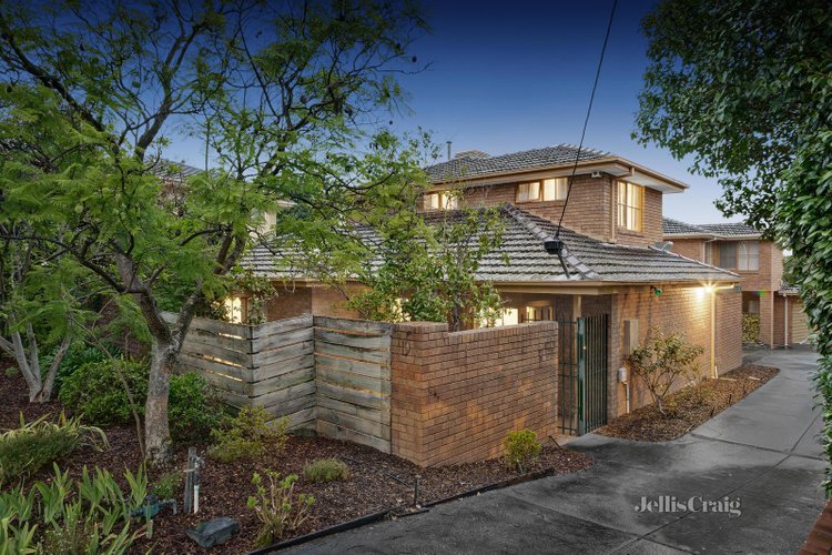 1 19 Elizabeth Street Doncaster East 3109