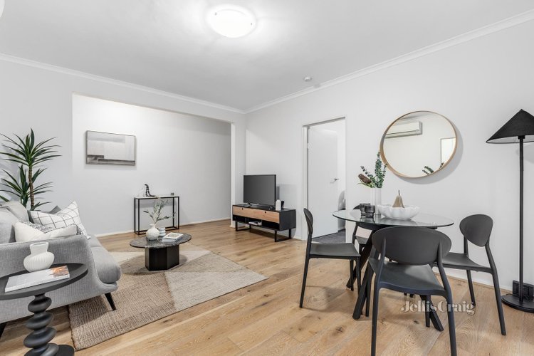 1 19 Foote Street Brighton 3186