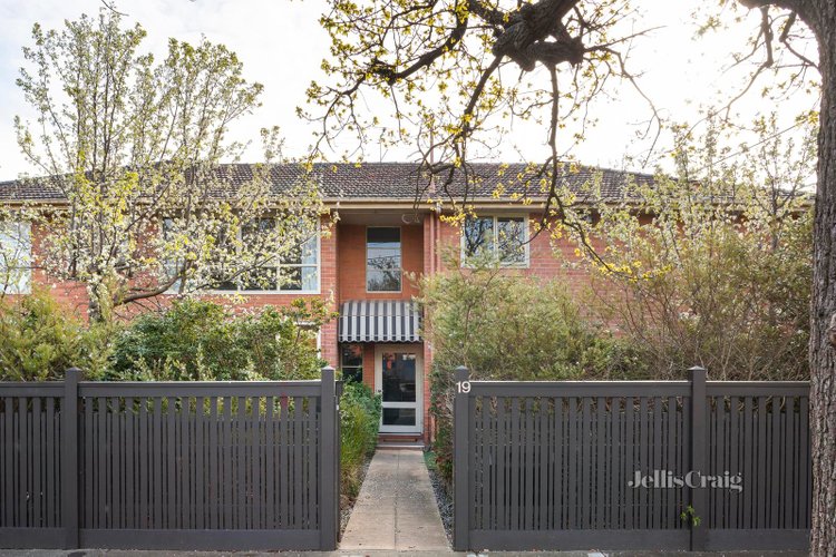 1 19 Mercer Road Armadale 3143