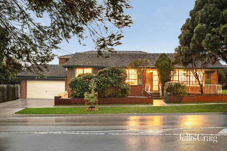 119 Whites Lane Glen Waverley 3150