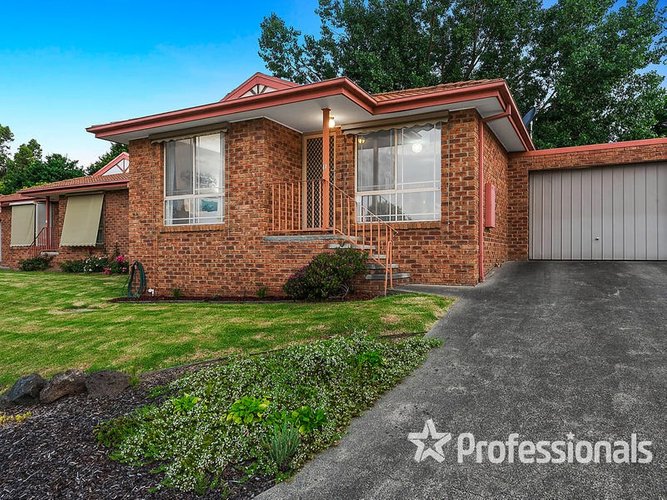 11 90-92 Maroondah Highway Healesville 3777