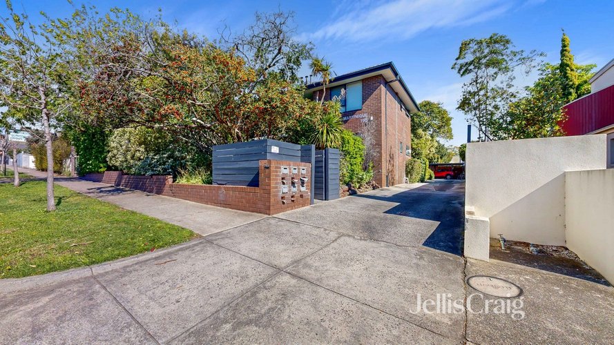 1/195 Tooronga Road Glen Iris 3146