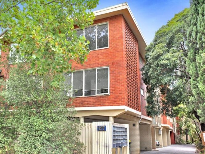 1 197 Brighton Road Elwood 3184