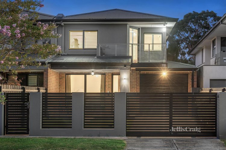 11b Crozier Court Mckinnon 3204
