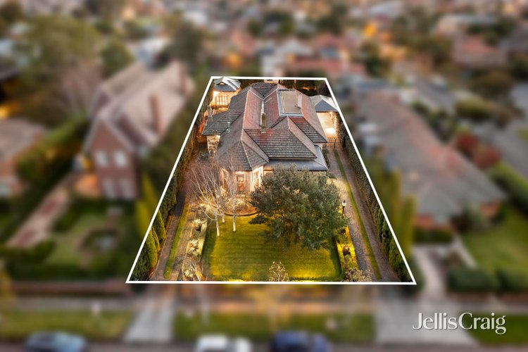 12 Aberfeldie Street Aberfeldie 3040