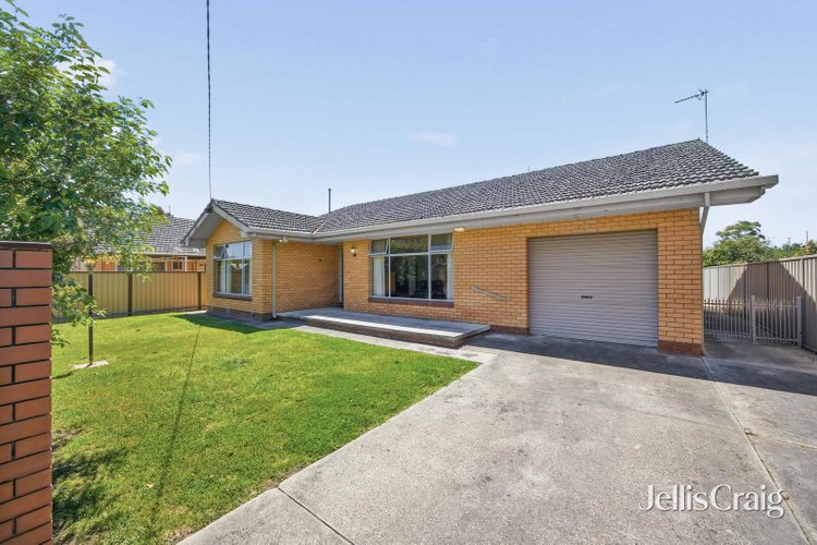 12 Arthur Street Alfredton 3350