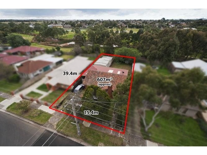 12 Charlesworth Street Laverton 3028