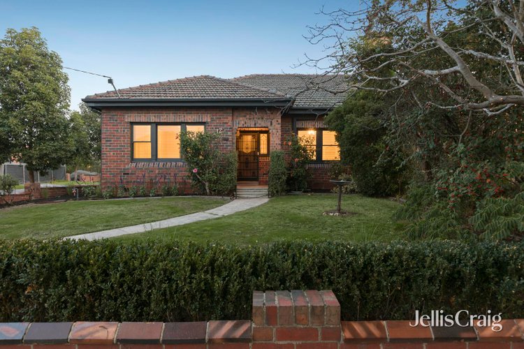 12 Cheeseman Avenue Brighton East 3187