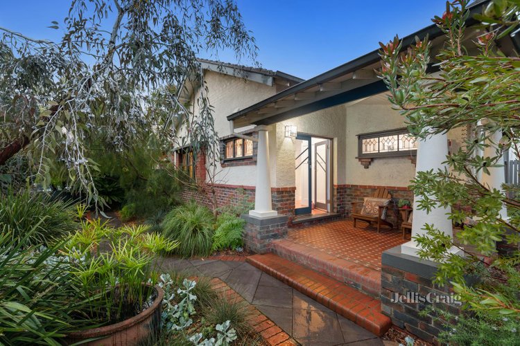 12 Clonard Avenue Elsternwick 3185