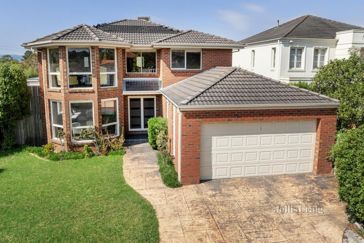 12 Currie Terrace Glen Waverley 3150