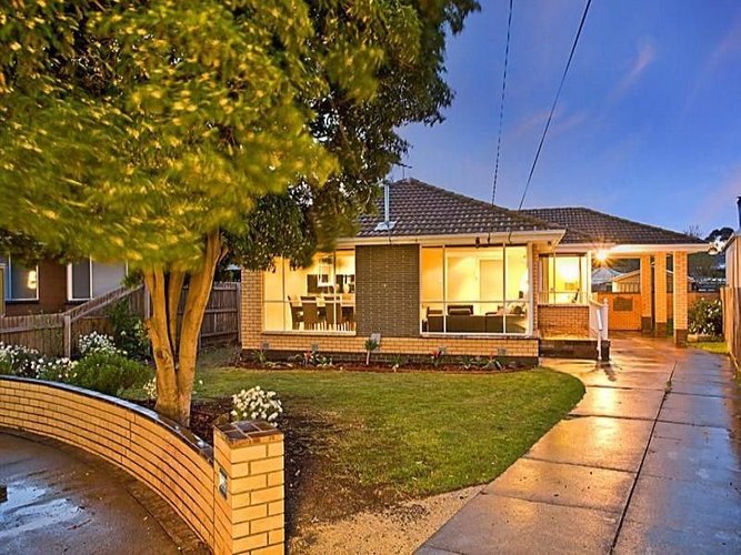 12 Dean Court Altona North 3025