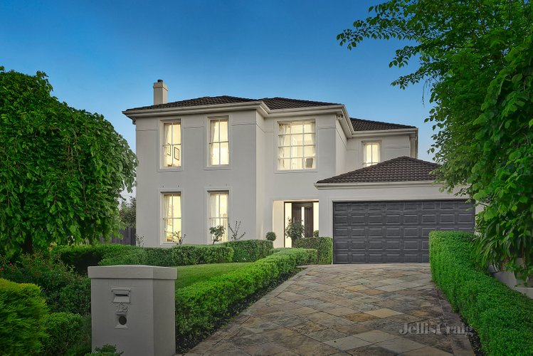 12 Dena Court Templestowe 3106