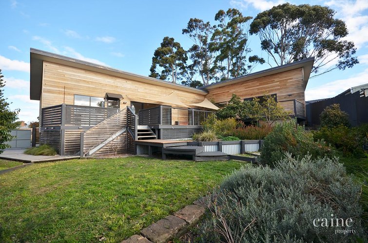 12 Dunn Street Golden Point 3350