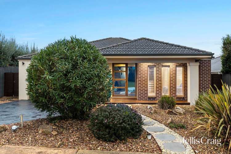 12 Elspeth Circuit Mount Martha 3934