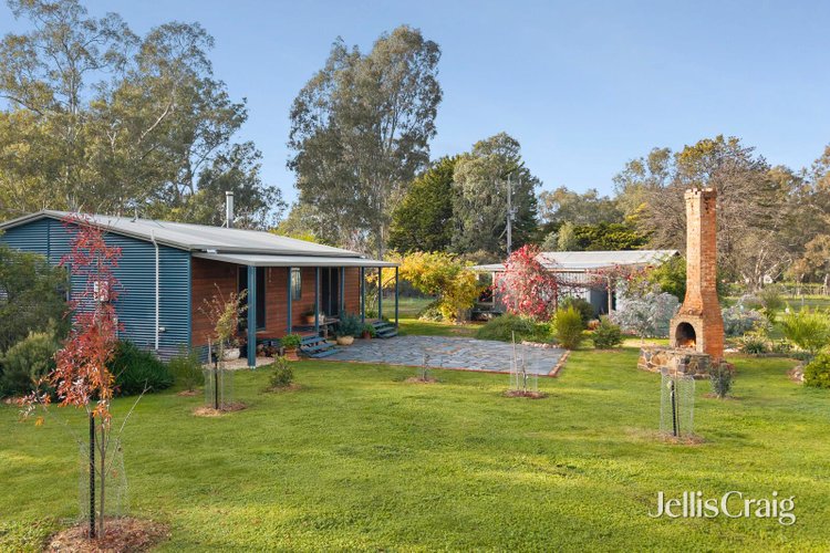 12 Fishermans Road Welshmans Reef 3462
