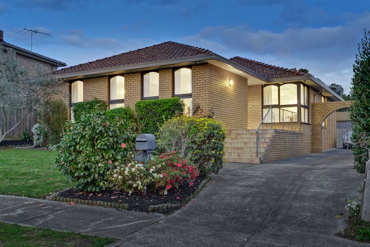 12 Gaudion Road Doncaster East 3109