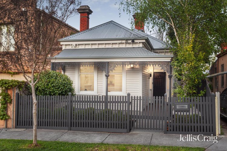 12 Gladstone Avenue Armadale 3143