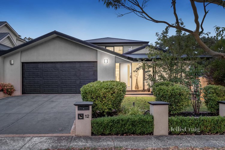 12 Glen View Close Diamond Creek 3089