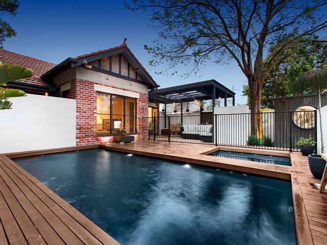 12 Glenhuntly Road Elwood 3184