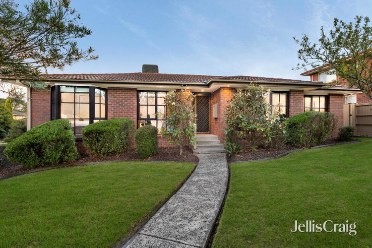 1 2 Hammence Street Glen Waverley 3150