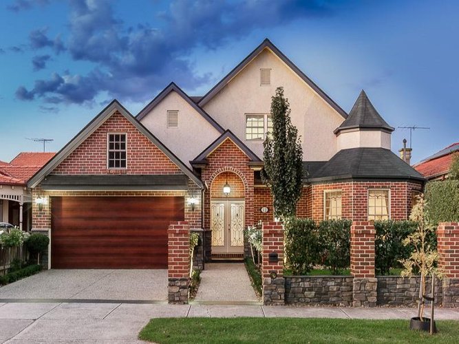 12 Hayes Road Strathmore 3041