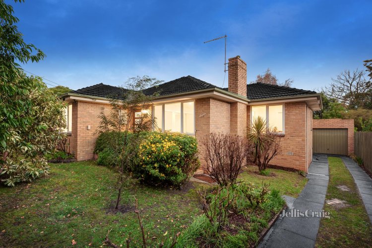 12 Henwood Street Forest Hill 3131