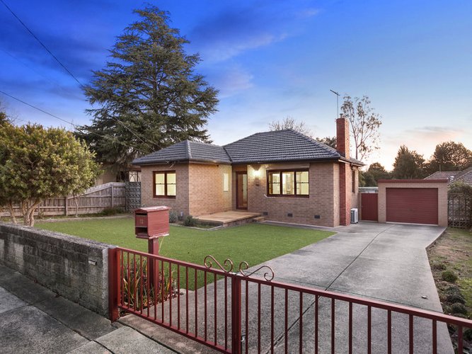 12 Heywood Street Ringwood 3134