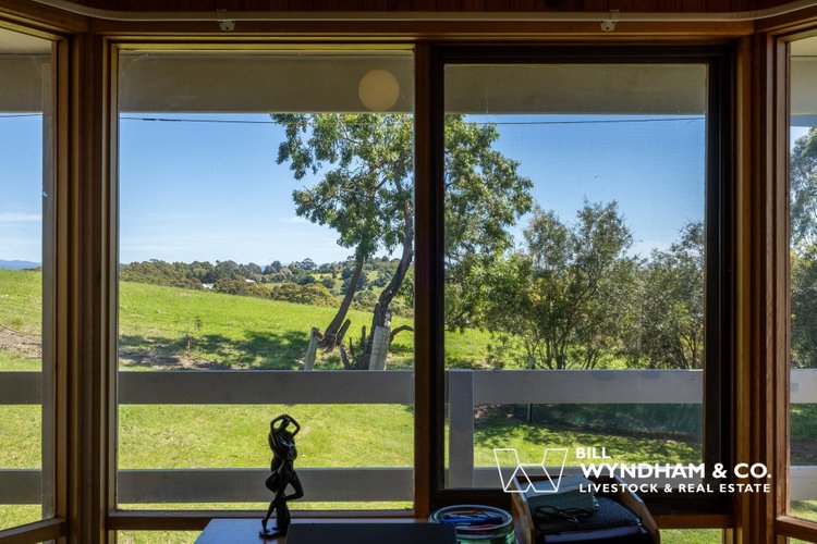 12 Highview Rise, Metung