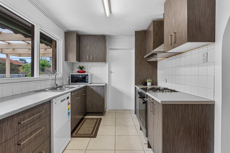 12 Jolimont Road Forest Hill 3131