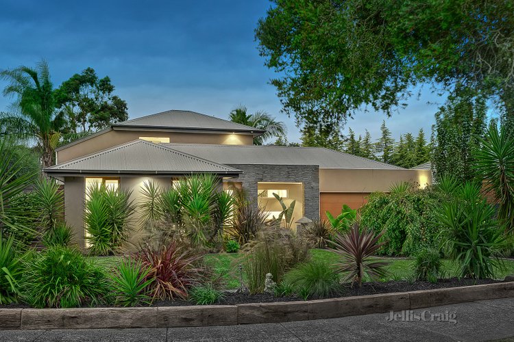 12 Joroma Place Wonga Park 3115