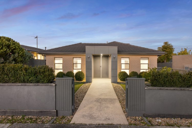 1 2 Kambara Drive Mulgrave 3170
