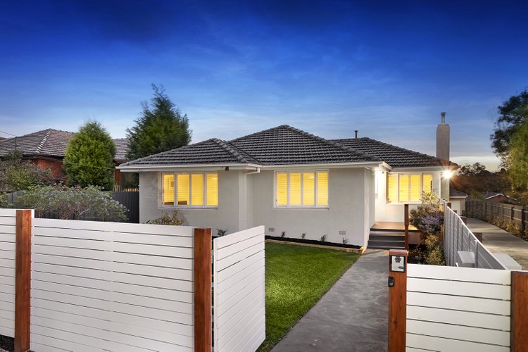 1/2 Lake Avenue Mitcham 3132