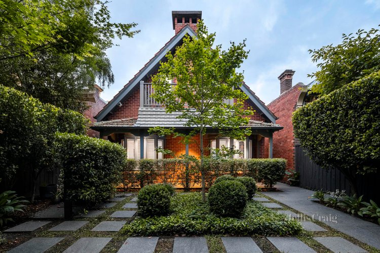 12 Loch Street St Kilda West 3182