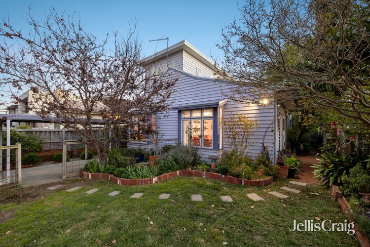 1 2 Luckins Road Bentleigh 3204