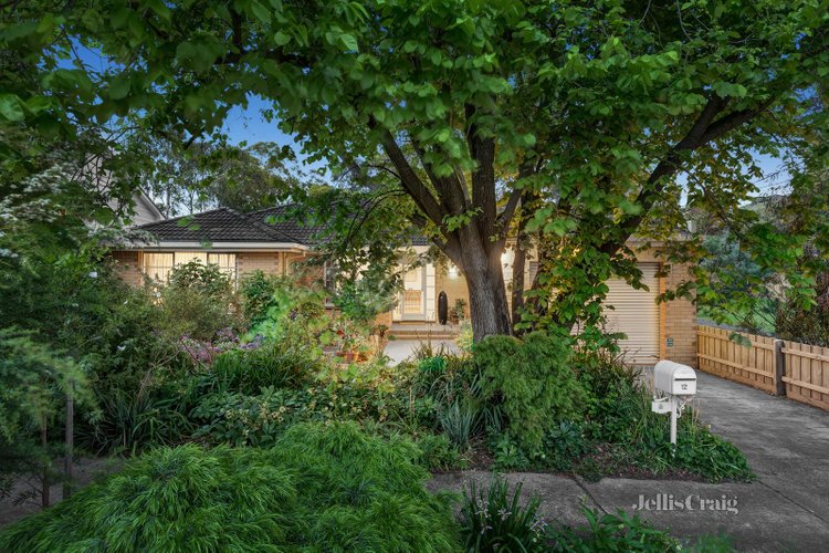 12 Menarra Street Doncaster 3108