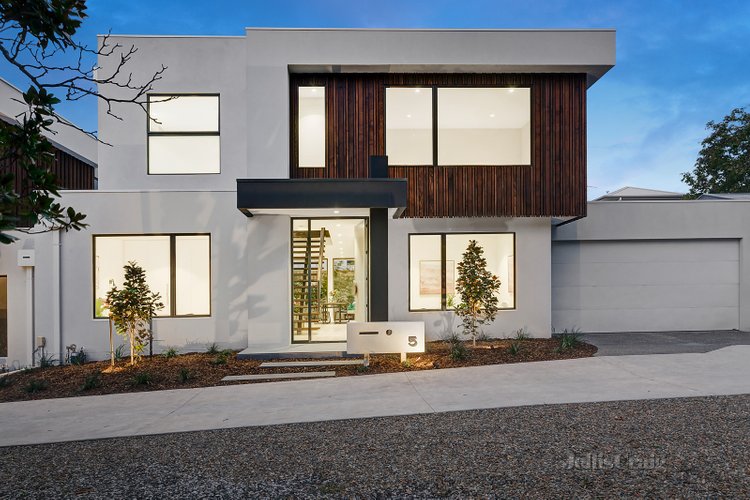 12 Meredith Street Sandringham 3191