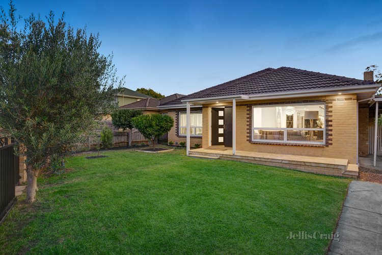 12 Narooma Street Moorabbin 3189