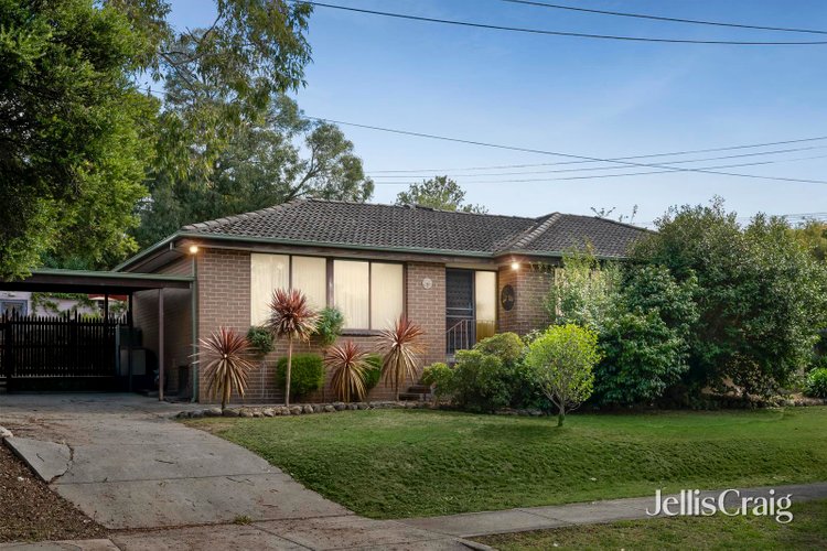 12 Orrong Road Mooroolbark 3138