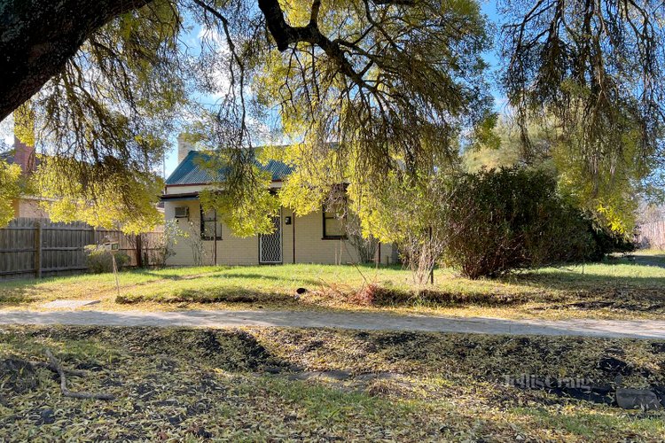 12 Pohlman Street Kyneton 3444