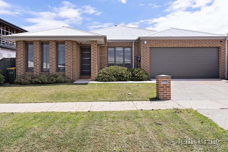 12 Quirk Road  Lucas 3350