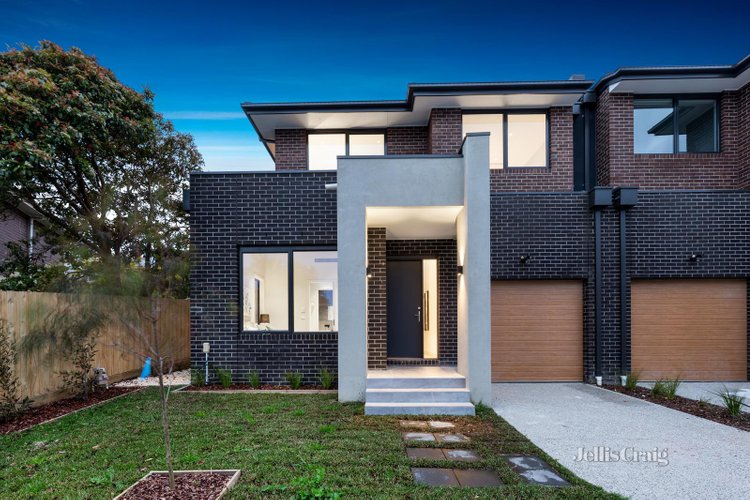 1 2 Randell Court Doncaster East 3109