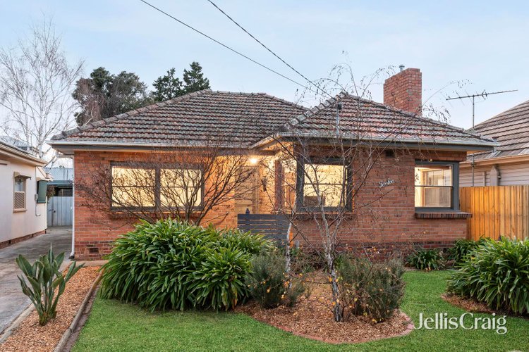 12 Raven Street Geelong West 3218