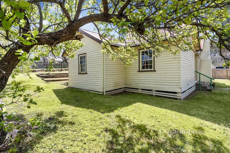 12 Reef Street Maldon 3463