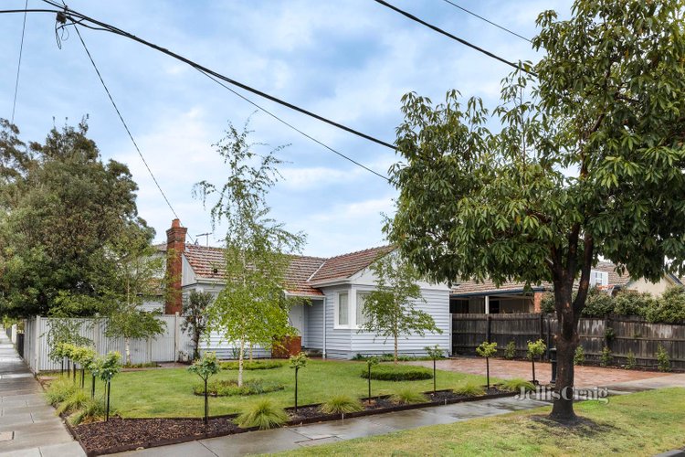 1 2 Simmonds Street Hughesdale 3166