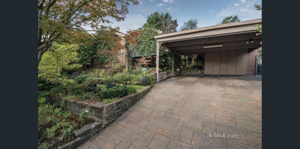 12 Snow Gum Road Doncaster East 3109