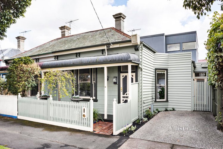12 St Leonards Road Ascot Vale 3032