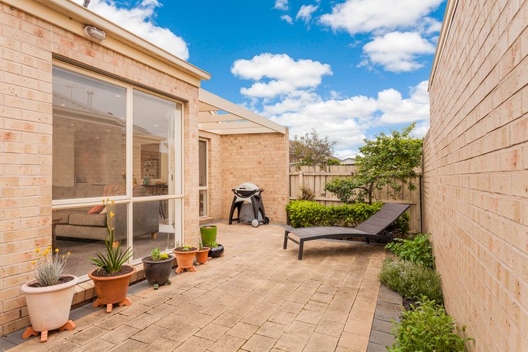 12 Stanhope Street, Geelong West