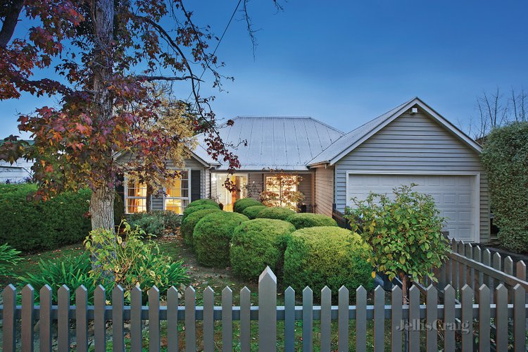 12 Stanley Grove Blackburn 3130