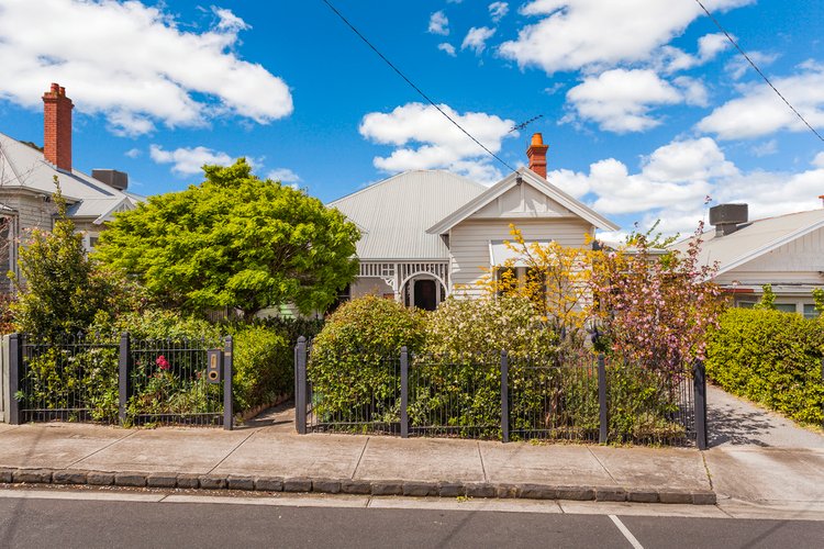 12 Stinton Avenue, Newtown