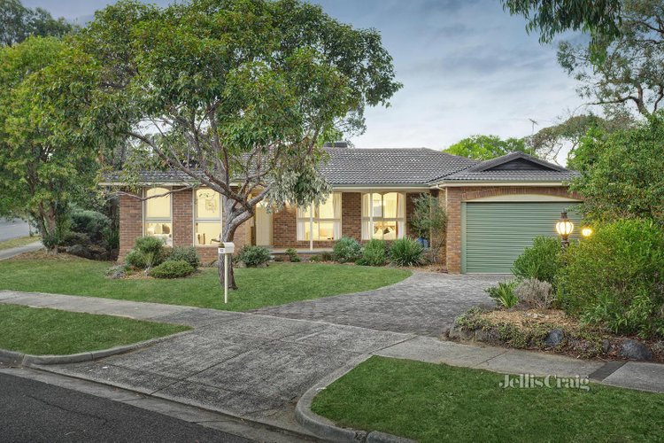 12 Sunderland Rise Greensborough 3088